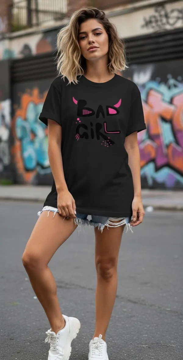 Black_Cotton_Oversized_Pink_Accent_Graphic_T-Shirt_For_Women