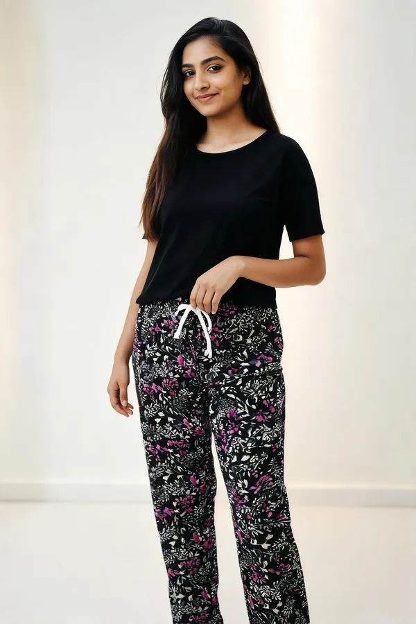 Black_Hosiery_Cotton_Relaxed_Fit_Pajama_For_Women