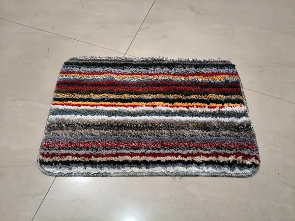Multicolor_Striped_Textured_Doormat