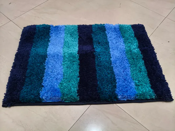 Multicolour_Striped_Plush_Rectangular_Floor_Mat