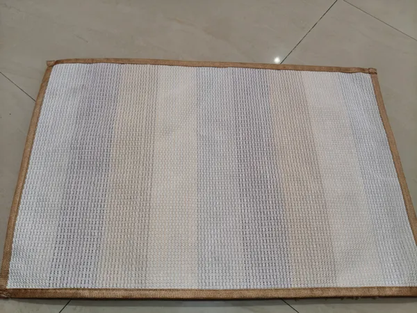 Plush_Microfiber_Bath_Mat_Soft_Anti_Slip_Skid_Luxury_Mats_for_Bathroom_Door_40x60_Cm_(Brown)_Pack_of_2,_Rectangular