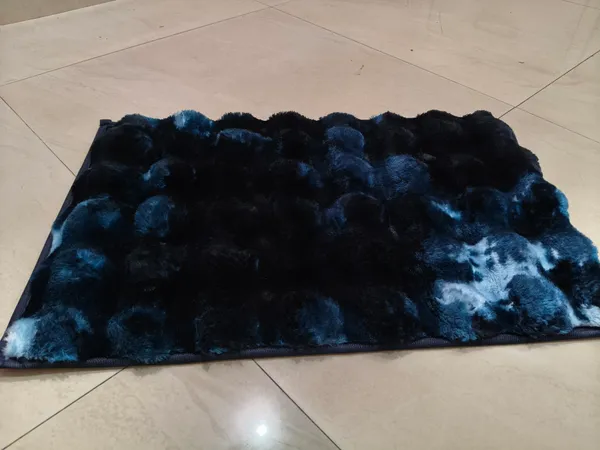 Plush_Abstract_Pattern_Area_Rug