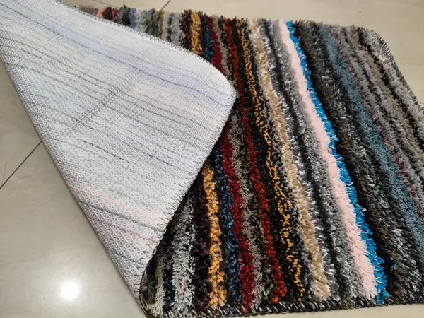 Multicolor_Striped_Textured_Doormat