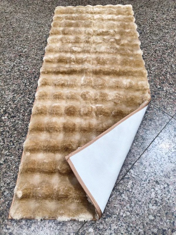 Ultra_Plush_Rabbit_Fur_Bubble,_Anti-Skid_Soft_Floor_Runner_for_Home,_Bedroom,_Livingroom_&_Entryway,_Gold,_Runner_55x135_cm