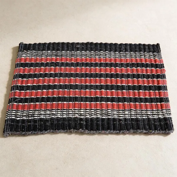 Woven_Striped_Pattern_Rectangular_Floor_Mat