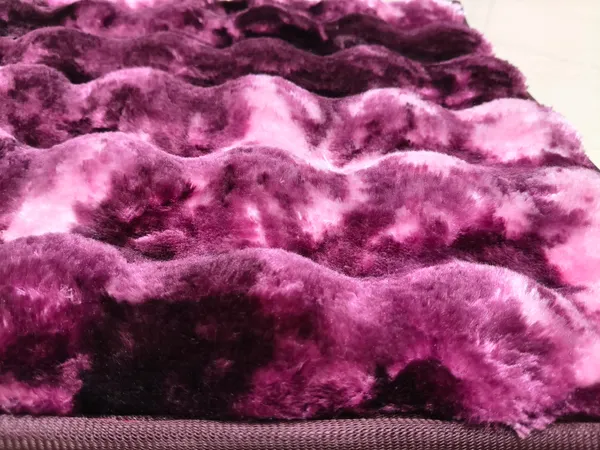 Plush_Abstract_Pattern_Floor_Rug