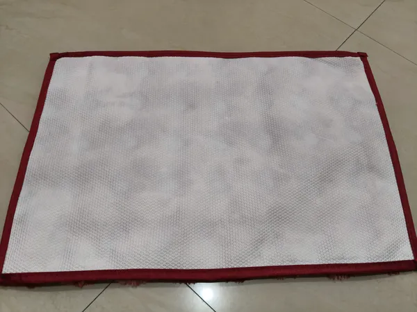 Ultra_Plush_Rabbit_Fur_Bubble_Mat,_Anti-Skid_Soft_Floor_Mat_for_Home,_Bedroom,_Bathroom_&_Entryway,_Pink_Tie_Die,_40_x_60_cm