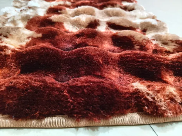 Ultra_Plush_Rabbit_Fur_Bubble_Mat,_Anti-Skid_Soft_Floor_Mat_for_Home,_Bedroom,_Bathroom_&_Entryway,_TERRA_Tie_Die,_40_x_60_cm