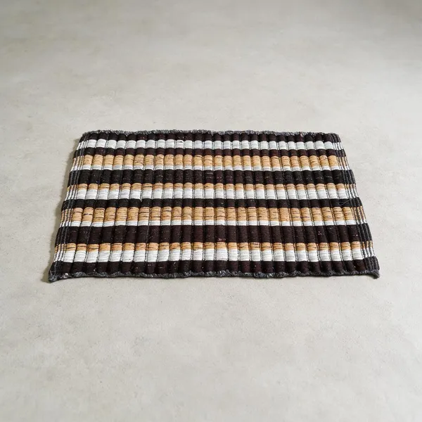 Woven_Rustic_Striped_Pattern_Floor_Rug