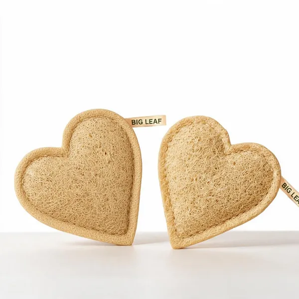 Big_Leaf_Natural_Sun_Dried_Bath_Heart_shaped_Loofah,_Body_Sponge_&_Scrubber_for_Men_&_Women_|_Organic_Loofah_for_Bath_Shower_Skin_Exfoliation_(Pack_of_2)