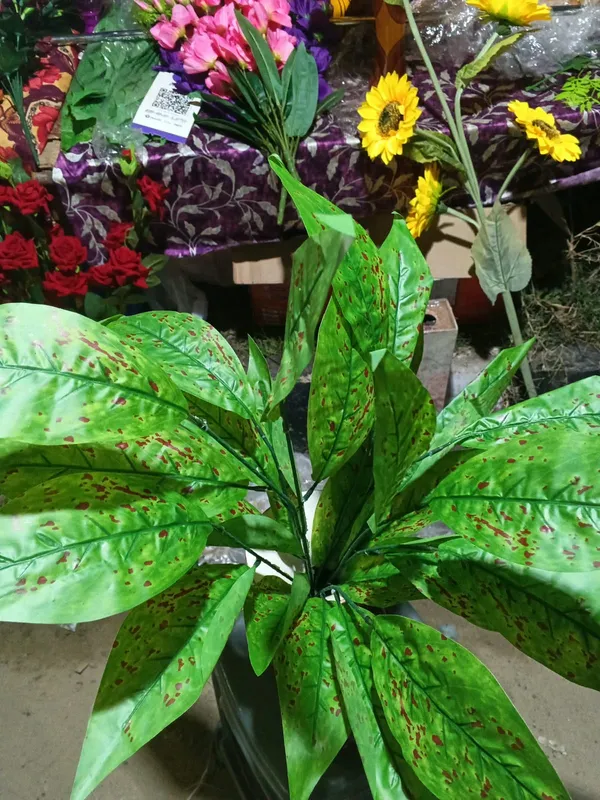 Green_Plastic_Decorative_Speckled_Leaf_Potted_Artificial_Plant_Pack_Of_2