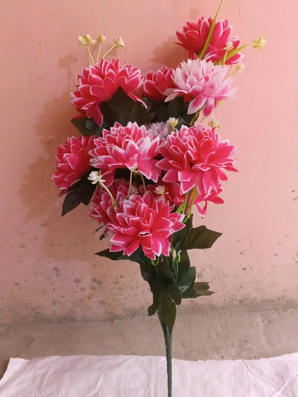 Pink_Plastic_Decorative_Dahlia_Artificial_Flower_Bouquet