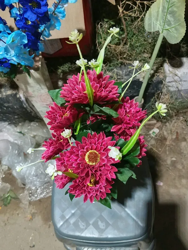 Pink_Plastic_Decorative_Chrysanthemum_Artificial_Flower_Bouquet_Pack_Of_2