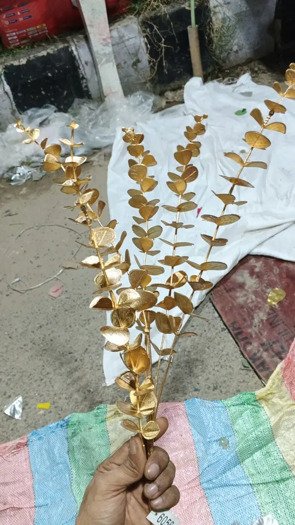 Gold_Plastic_Decorative_Botanical_Artificial_Leaf_Stem_Pack_Of_2