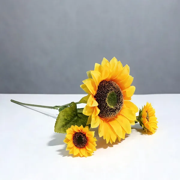 Yellow_Plastic_Decorative_Sunflower_Artificial_Floral_Stem