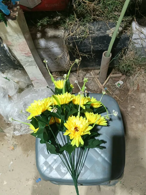Yellow_Plastic_Decorative_Chrysanthemum_Artificial_Flower_Bunch_Pack_Of_2