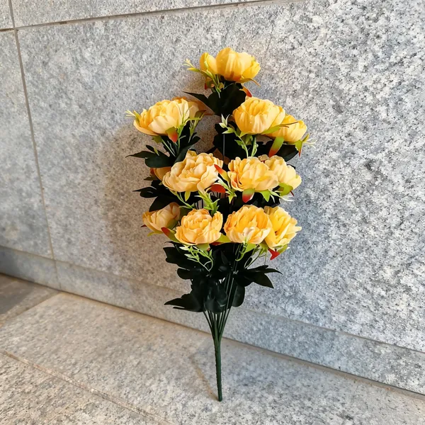 Yellow_Plastic_Decorative_Laye_Artificial_Flower_Bouquet