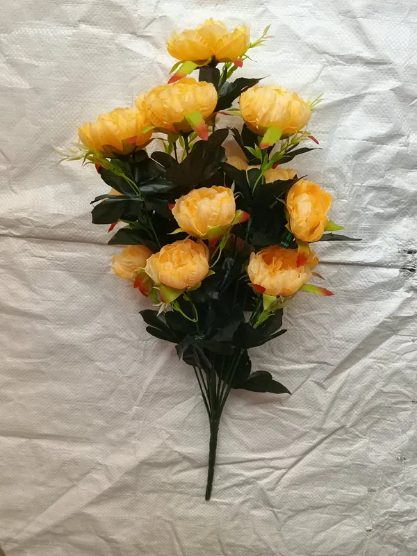 Yellow_Plastic_Decorative_Laye_Artificial_Flower_Bouquet