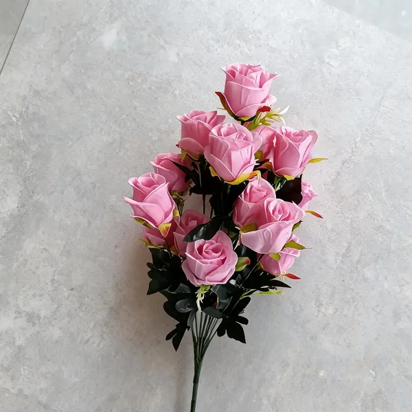 Pink_Plastic_Decorative_Rose_Artificial_Floral_Bouquet