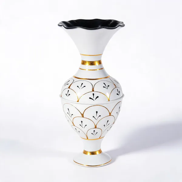 White_And_Gold_Metal_Decorative_Scalloped_Pattern_Vase_Set_Pack_Of_2