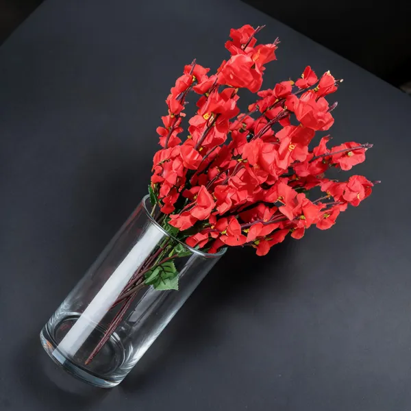 Red_Plastic_Decorative_Artificial_Flower_Bouquet
