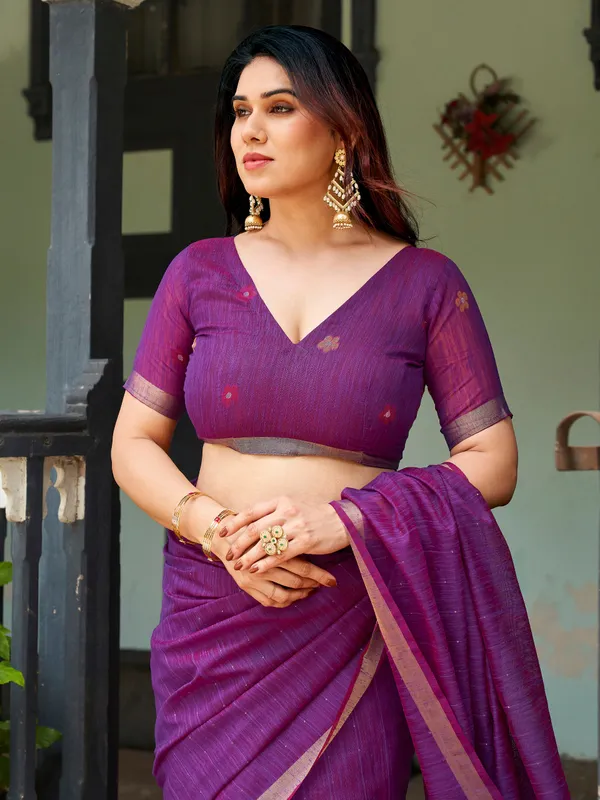 Purple_Linen_Silk_Floral_Print_Saree_With_Blouse_Piece_For_Women