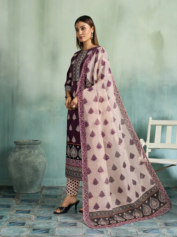 Purple_Cotton_Blend_Floral_Print_Straight_Kurta_Pant_Dupatta_Set_For_Women