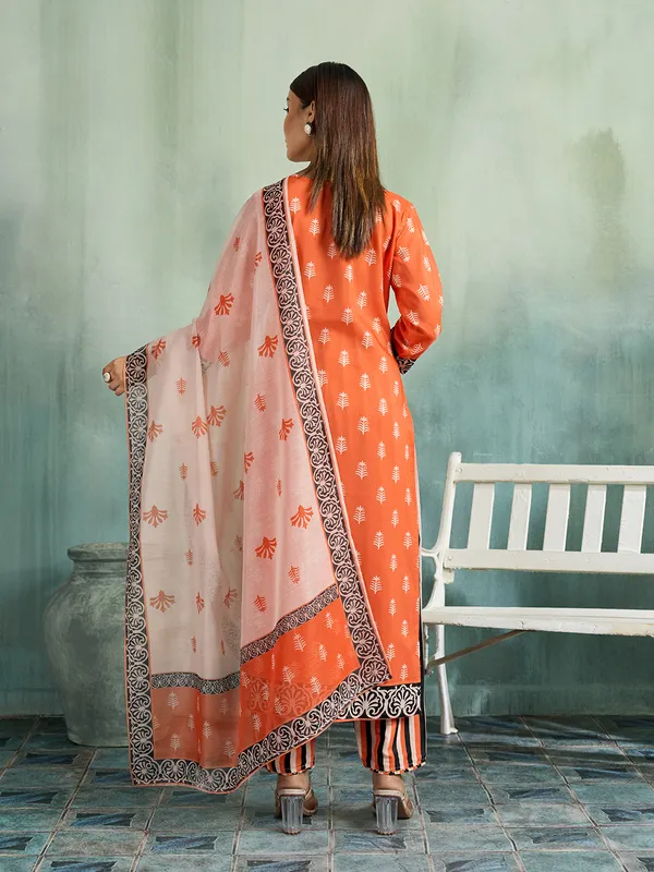 Orange_Cotton_Blend_Printed_Straight_Kurta_Pant_Dupatta_Set_For_Women