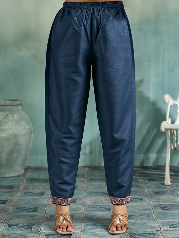Navy_Blue_Cotton_Blend_Geometric_Print_Straight_Kurta_Pant_Dupatta_Set_For_Women