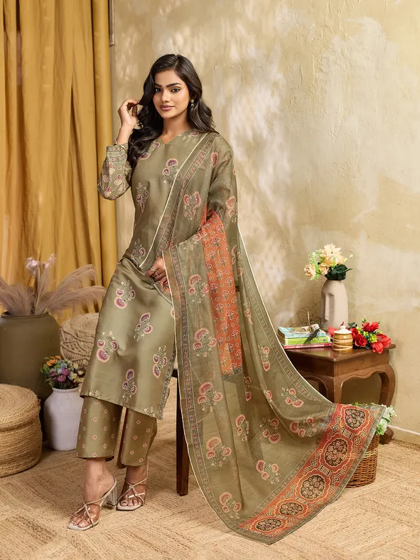 Olive_Green_Cotton_Blend_Paisley_Print_Straight_Kurta_Pant_Dupatta_Set_For_Women