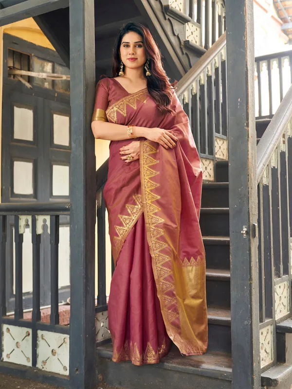 Maroon_Linen_Silk_Woven_Zari_Border_Saree_With_Blouse_Piece_For_Women