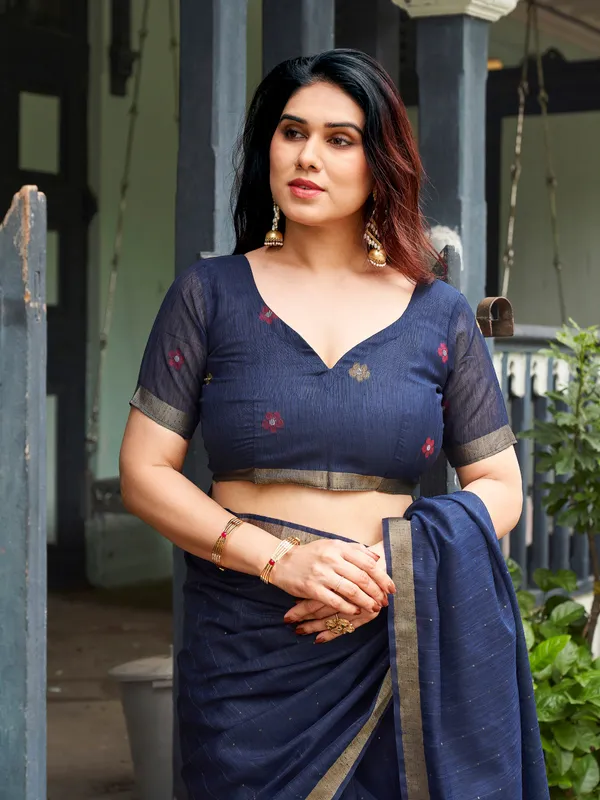 Navy_Blue_Linen_Silk_Floral_Print_Saree_With_Blouse_Piece_For_Women