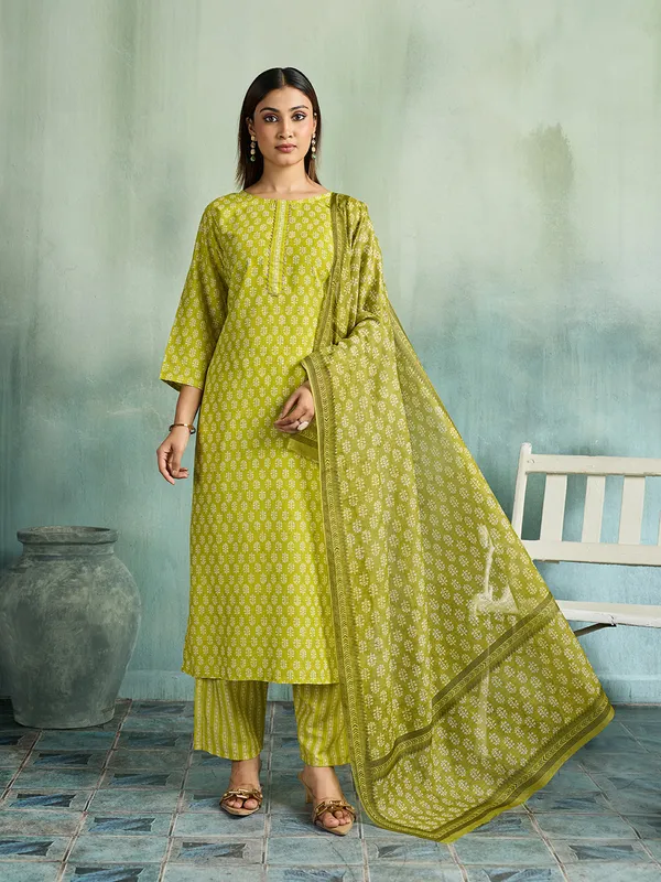 Olive_Green_Cotton_Blend_Floral_Print_Straight_Kurta_Pant_Dupatta_Set_For_Women