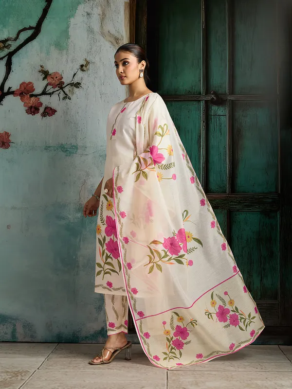 Cream_Cotton_Blend_Floral_Print_Straight_Kurta_Pant_Dupatta_Set_For_Women