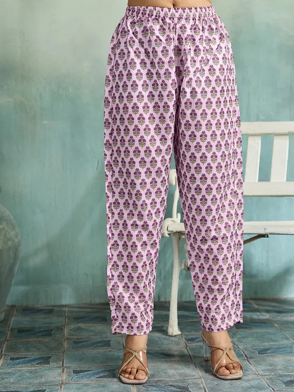 Pink_Cotton_Blend_Straight_Kurta_Pant_Dupatta_Set_For_Women
