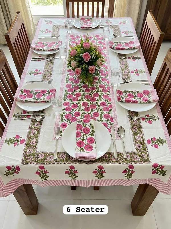 Cosmos_Floral_Print_6_Seater_Table_Cover_Set_with_6_Napkins