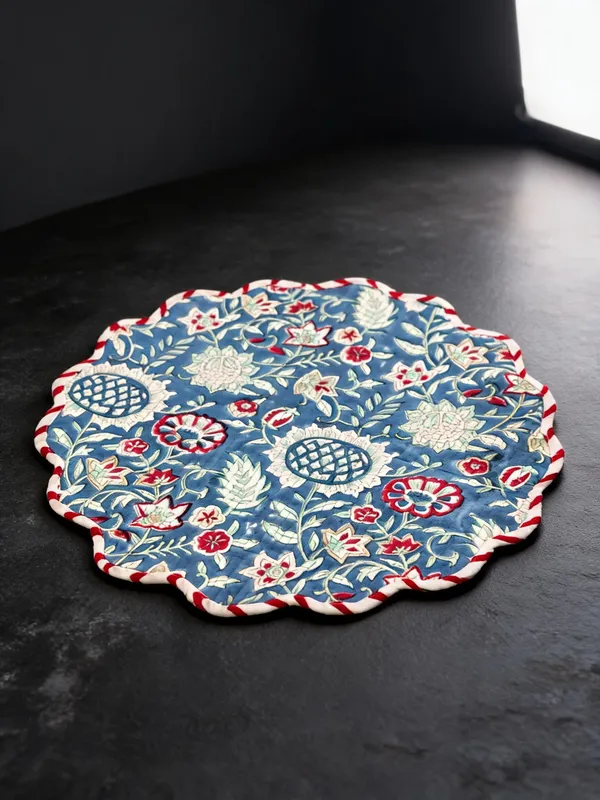 Cosmos_Blue_Floral_Print_Round_Table_Mat