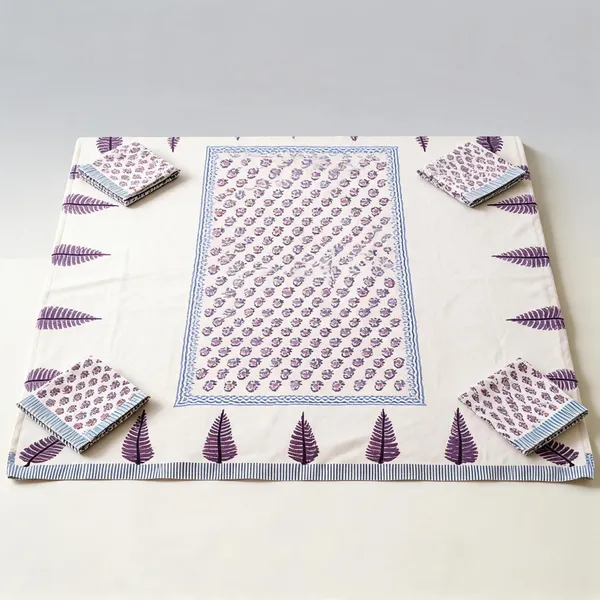 Cosmos_Floral_Print_6_Seater_Dining_Table_Cover_Set