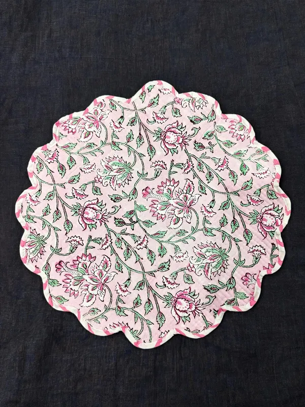 Cosmos_Fabric_Floral_Print_Round_Table_Mat