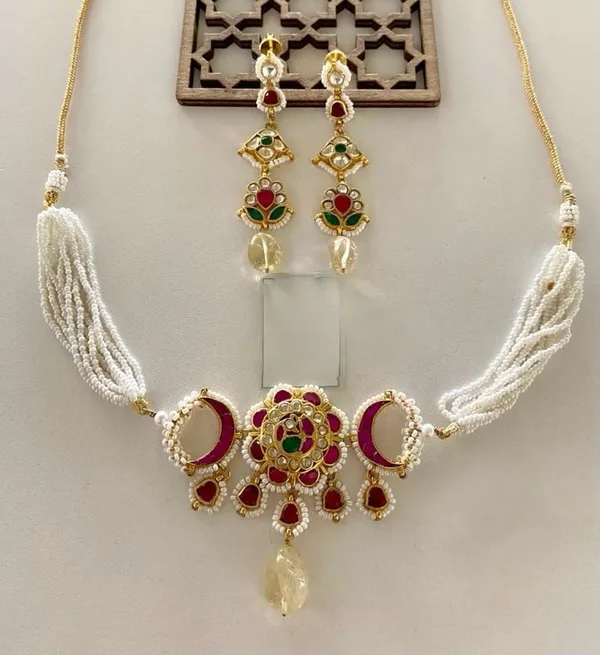 Gold_Tone_Traditional_Necklace_Set_for_Women