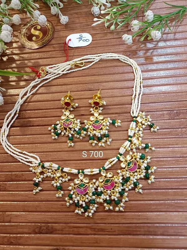 Gold_Tone_Pearl_Beaded_Necklace_Set_for_Women