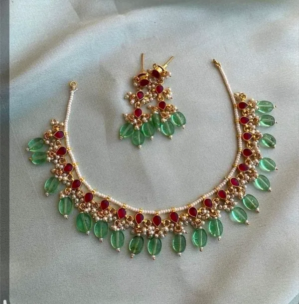 Gold-Tone_Beaded_Necklace_Set_for_Women
