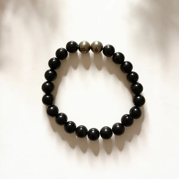Black_Crystal_Bracelet_For_Unisex