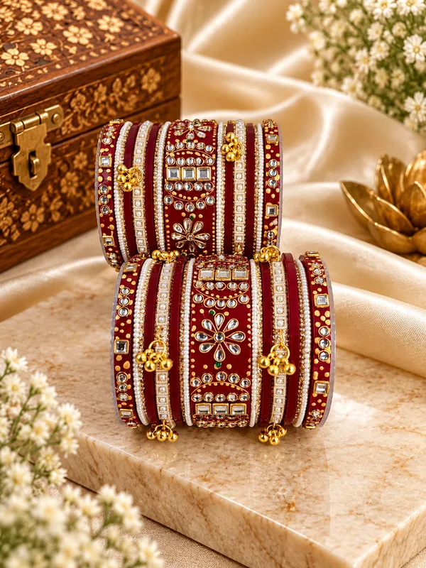 Red_Embellished_Bridal_Bangle_Set_For_Women