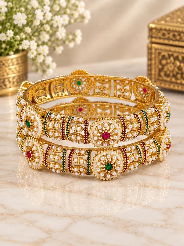 Gold_Tone_Pearl_Embellished_Kundan_Bangles_Set_For_Women