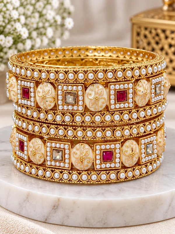 Gold_Tone_Pearl_Kundan_Bangles_Set_For_Women