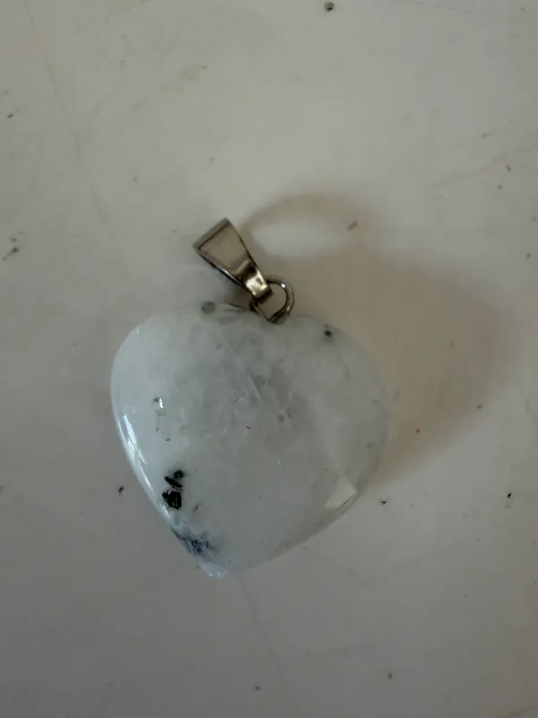 White_Marbled_Stone_Heart_Pendant