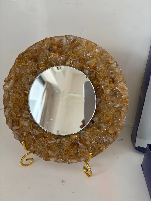 Amber_Textured_Round_Tabletop_Mirror