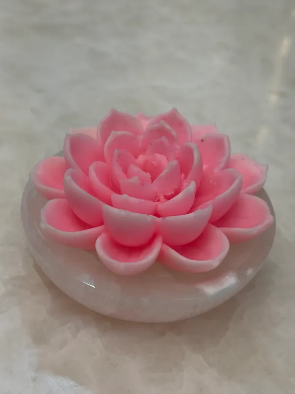 Pink_Lotus_Flower_Decorative_Candle