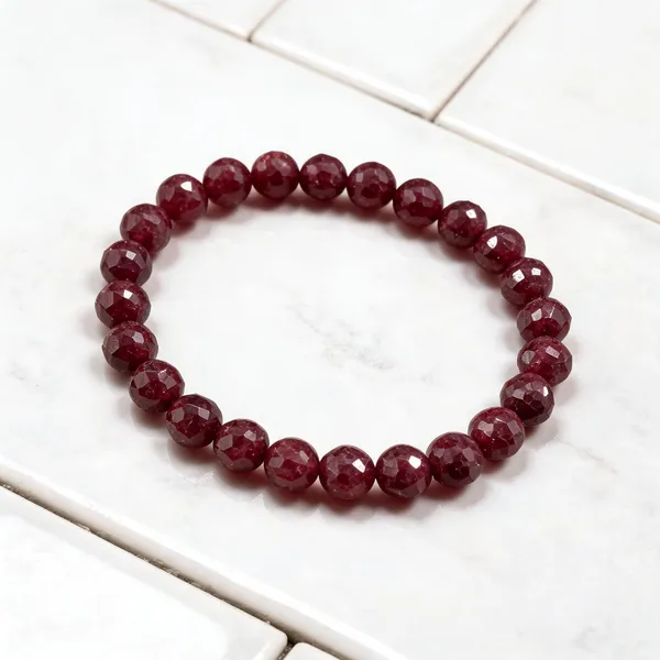 Burgundy_Crystal_Faceted_Bead_Bracelet_For_Unisex